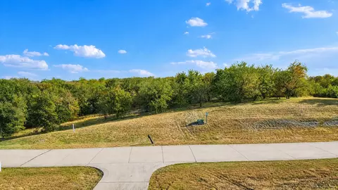 3211 Koscher Dr, Grand Prairie, TX 75104