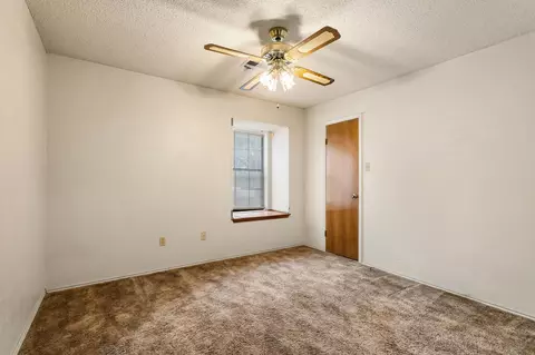 Bedroom - 502 Celeste Dr, Robinson, TX 76706 photo 3 of 3
