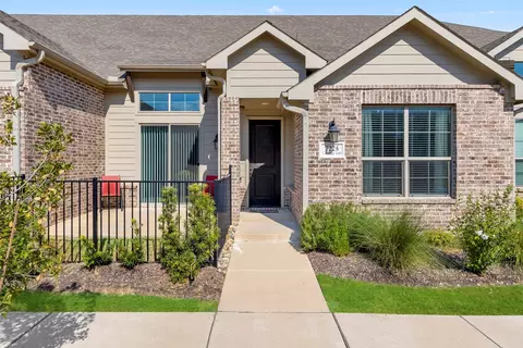 7226 Calistoga Ln, Grand Prairie, TX 75054