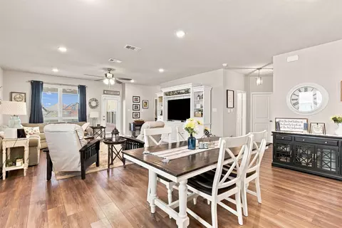 Dining - 11401 Solar St, Lorena, TX 76655 photo 1 of 1