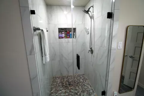 Bath - 2969 Elder Dr, Mesquite, TX 75150 photo 2 of 2