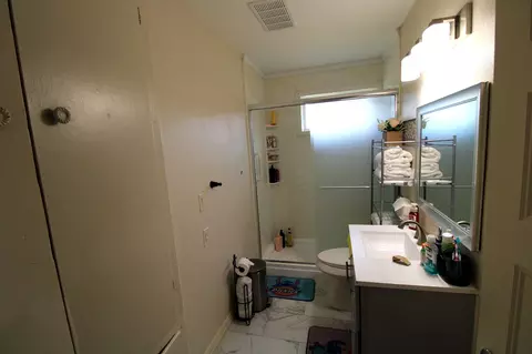 Bath - 2969 Elder Dr, Mesquite, TX 75150 photo 1 of 2