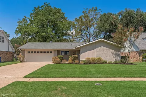 6114 Burgundy Dr, Shreveport, LA 71105