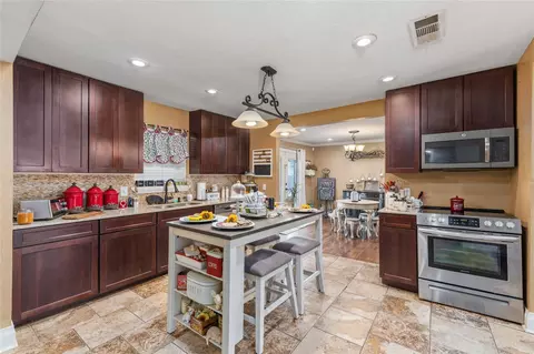 Kitchen - 901 W Wrights Ave, Comanche, TX 76442 photo 1 of 2