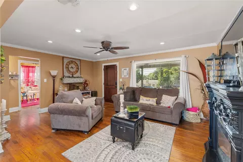 Other - 901 W Wrights Ave, Comanche, TX 76442 photo 2 of 4