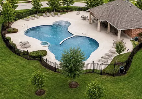 5900 Stone Mtn, The Colony, TX 75056