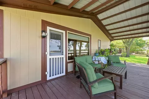 Exterior - 18404 Pine Dr, Eustace, TX 75124 photo 5 of 7