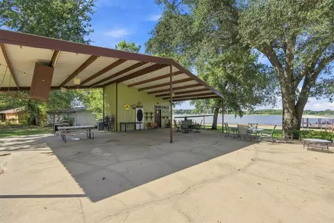 Exterior - 18404 Pine Dr, Eustace, TX 75124 photo 6 of 7
