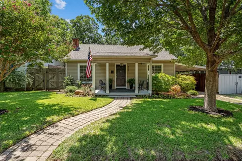 5329 Pershing Ave, Fort Worth, TX 76107