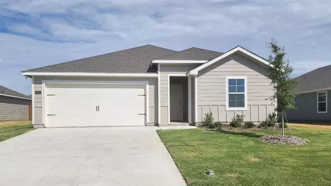 1207 Bristlecone Dr, Nevada, TX 75173