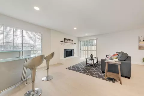 5645 Comer Dr, Fort Worth, TX 76134