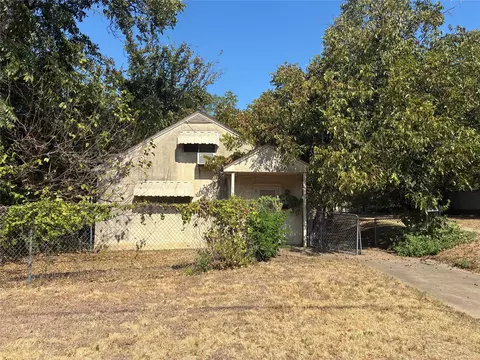 2307 Knight St, Dallas, TX 75219