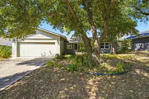 3300 Leith Ave, Fort Worth, TX 76133