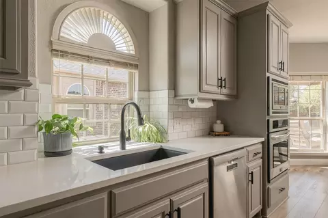 13909 Sparrow Hill Dr, Little Elm, TX 75068