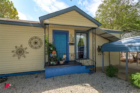2524 Broadway Dr, Bossier City, LA 71111