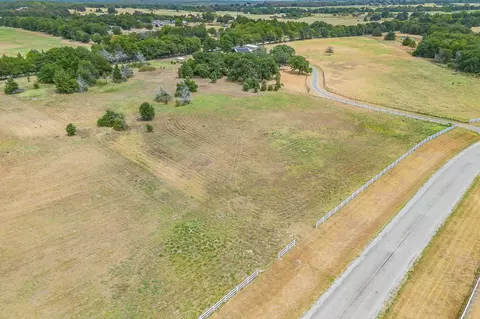 335 County Road 1264, Whitesboro, TX 76273