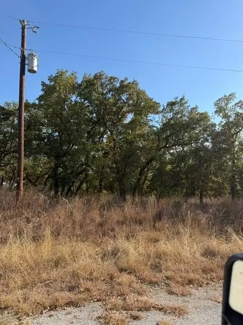 13 Crestline Ct, Nocona, TX 76255