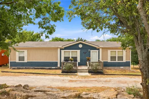 5519 Upper Denton Rd, Weatherford, TX 76085