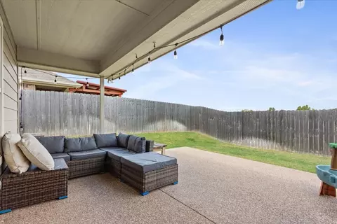 Exterior - 2518 Yoder Ln, Robinson, TX 76706 photo 3 of 4