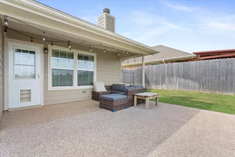 Exterior - 2518 Yoder Ln, Robinson, TX 76706 photo 2 of 4