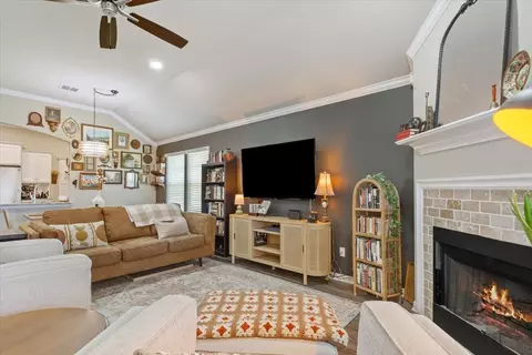 Living - 2518 Yoder Ln, Robinson, TX 76706 photo 1 of 2