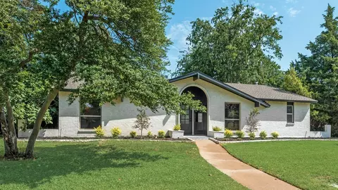 12731 High Meadow Dr, Dallas, TX 75244
