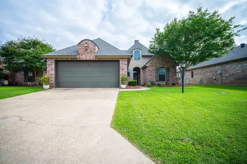 285 Evangeline Creek Dr, Shreveport, LA 71106