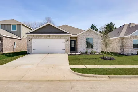 1720 Paul Dr, Seagoville, TX 75159