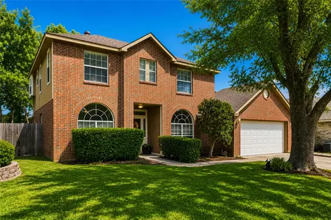 5203 Rio Ct, Arlington, TX 76017
