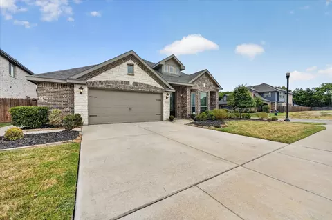 1941 Silverleaf Dr, Glenn Heights, TX 75154