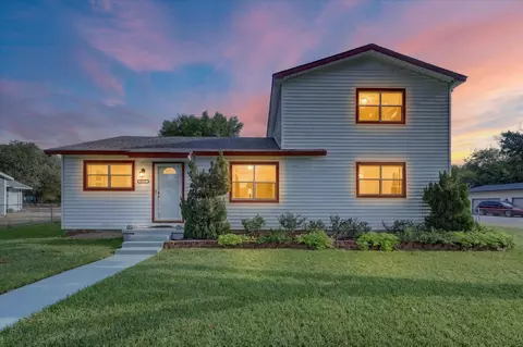 5800 Isbell St, Sansom Park, TX 76114