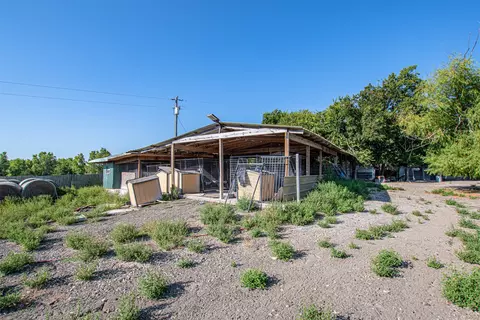 5271 N Us Highway 69, Celeste, TX 75423 photo 10