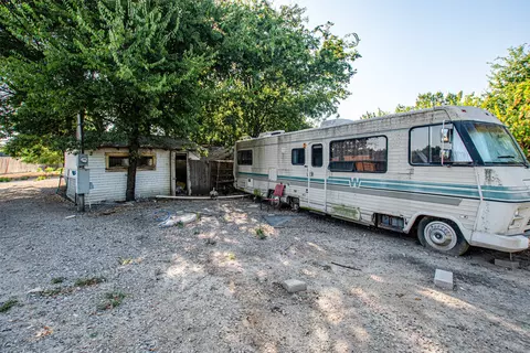 5271 N Us Highway 69, Celeste, TX 75423 photo 8