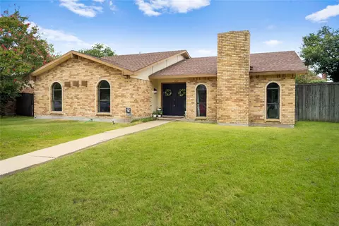 3309 Scott Dr, Rowlett, TX 75088
