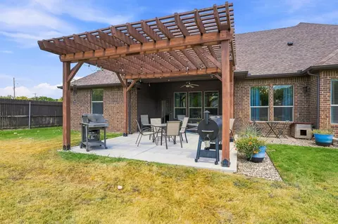 Exterior - 603 E Burks St, Pilot Point, TX 76258 photo 4 of 12