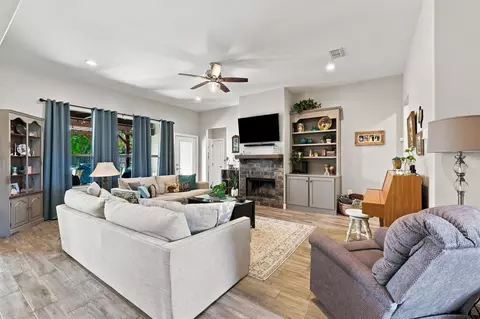 Living - 603 E Burks St, Pilot Point, TX 76258 photo 1 of 2