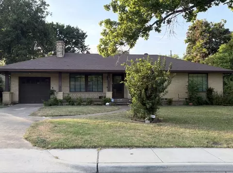 1581 Harbor Rd, Dallas, TX 75216