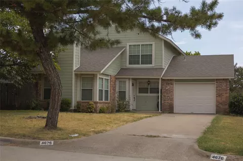 4676 Bracken Dr, Fort Worth, TX 76137