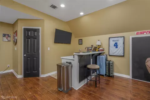 Entry Way - 552 Bob White Ln, Benton, LA 71006 photo 2 of 2