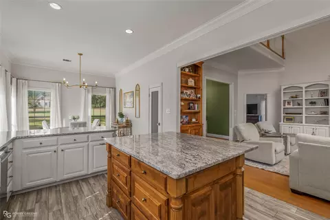 Kitchen - 552 Bob White Ln, Benton, LA 71006 photo 3 of 3