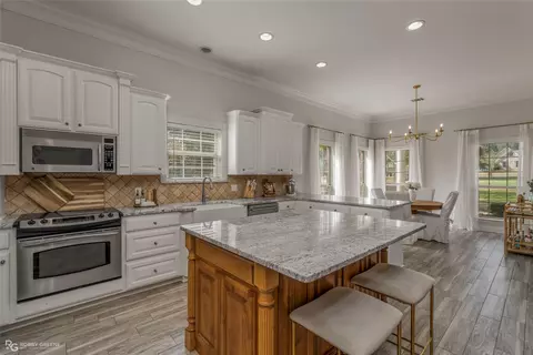 Kitchen - 552 Bob White Ln, Benton, LA 71006 photo 1 of 3