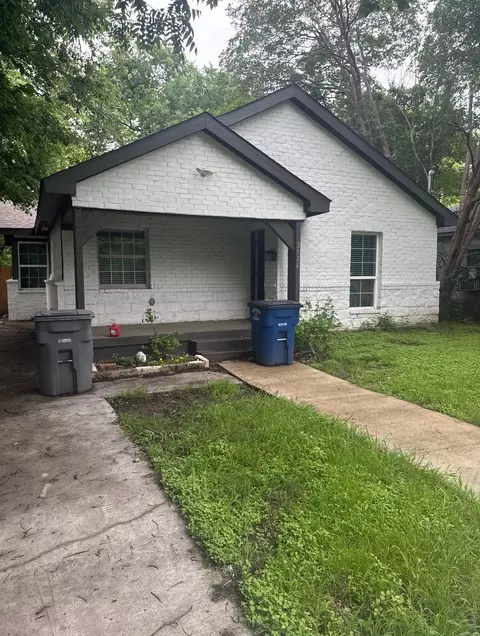 2526 Exline St, Dallas, TX 75215