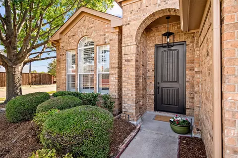8120 Tavaros Dr, Plano, TX 75024