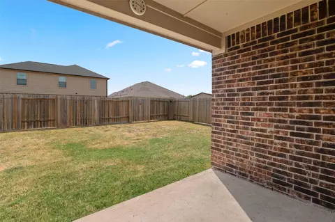 Exterior - 175 Aster Dr, Sanger, TX 76266 photo 4 of 6