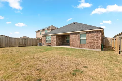 Exterior - 175 Aster Dr, Sanger, TX 76266 photo 6 of 6