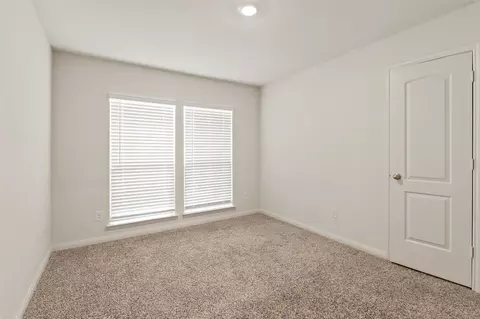 Bedroom - 175 Aster Dr, Sanger, TX 76266 photo 1 of 10
