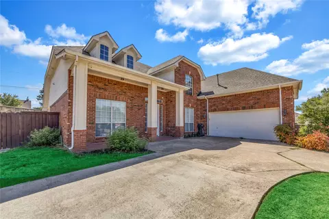 2622 Westwind Dr, Corinth, TX 76210