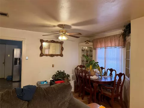 Dining - 113 Moon St, Cleburne, TX 76033 photo 1 of 1
