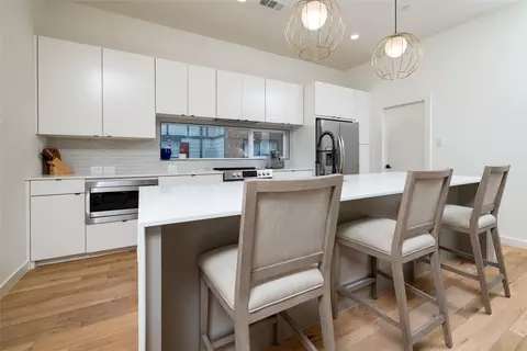 2118 N Carroll Ave #101, Dallas, TX 75204