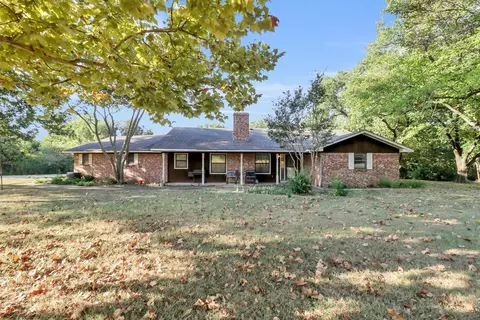 2162 Old Waxahachie Rd, Ennis, TX 75119